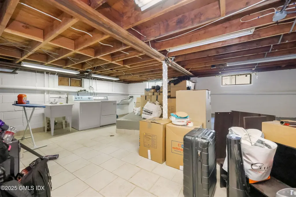 31 Homestead Road Greenwich CT 06831