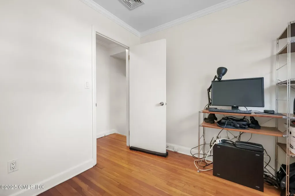 31 Homestead Road Greenwich CT 06831