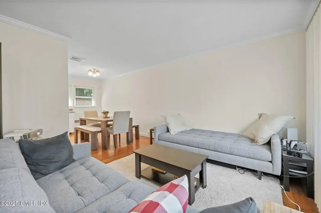 31 Homestead Road Greenwich CT 06831