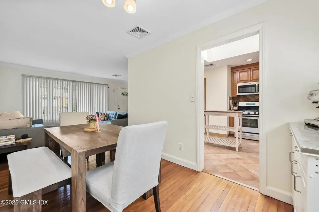 31 Homestead Road Greenwich CT 06831