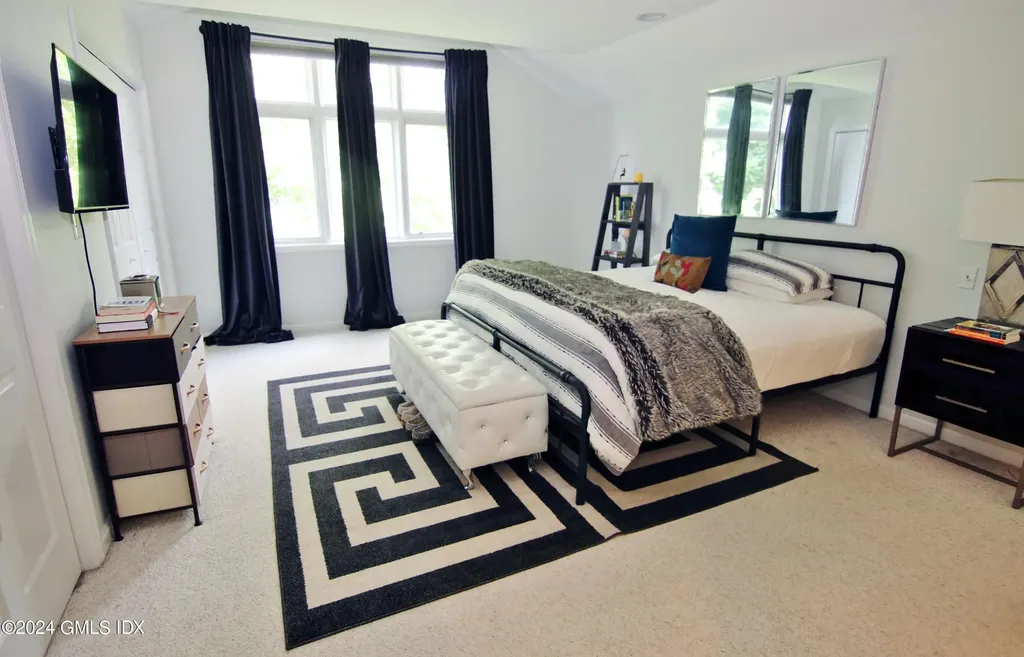 14 Idlewild Manor Greenwich CT 06830