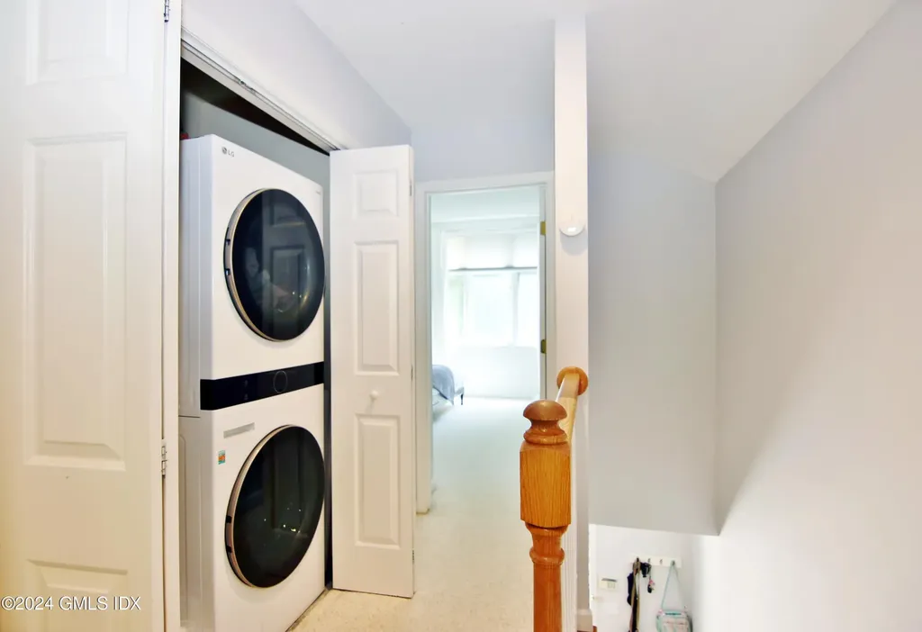 14 Idlewild Manor Greenwich CT 06830