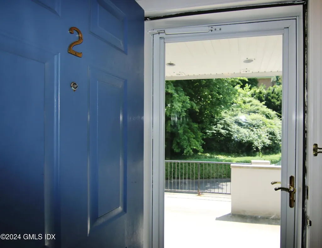 14 Idlewild Manor Greenwich CT 06830