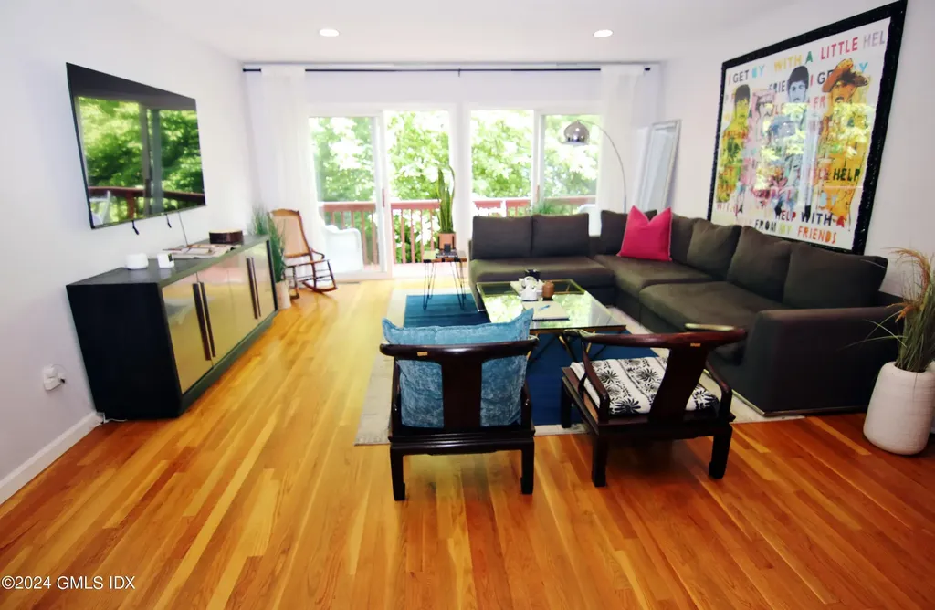 14 Idlewild Manor Greenwich CT 06830