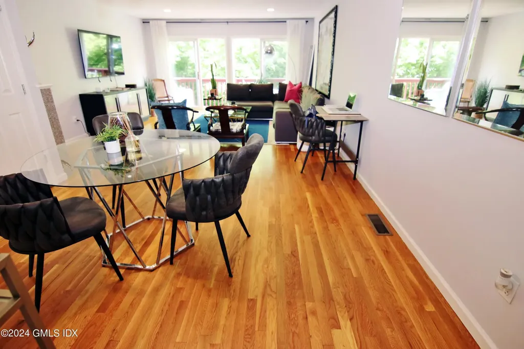 14 Idlewild Manor Greenwich CT 06830