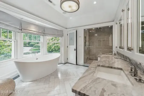 2 Sparrow Lane Greenwich CT 06830