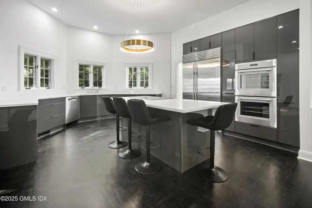 34 Edgewood Drive Greenwich CT 06831