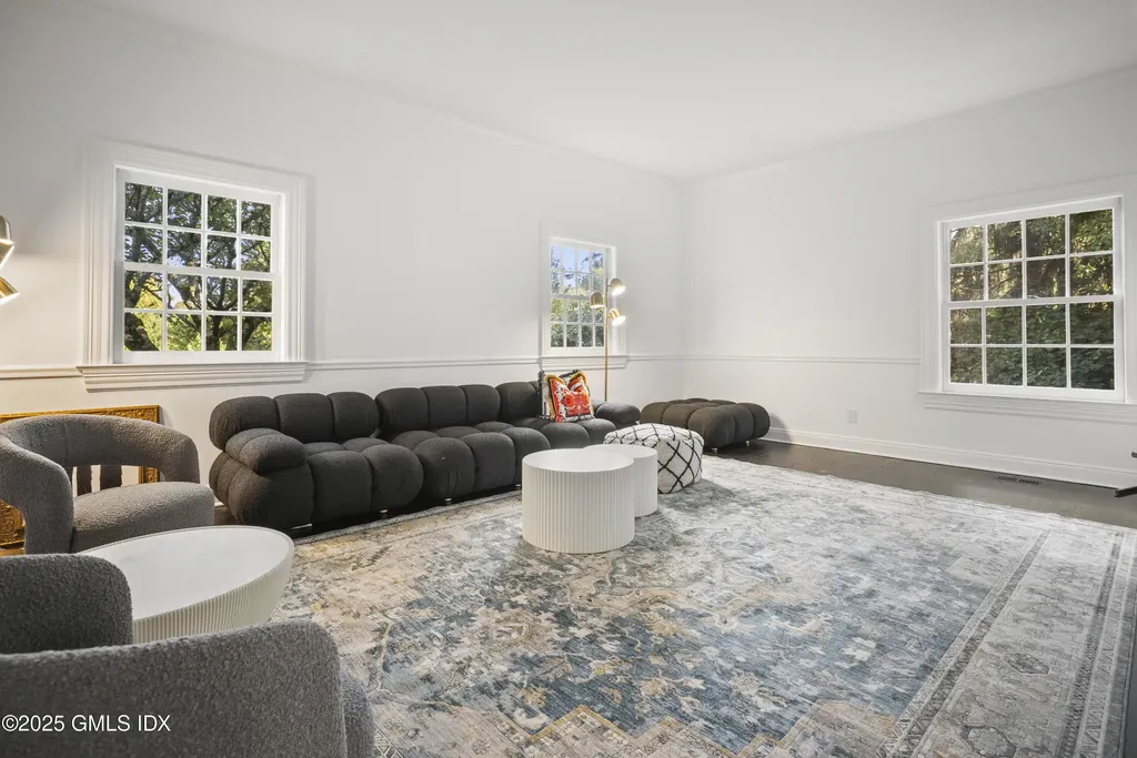 34 Edgewood Drive Greenwich CT 06831