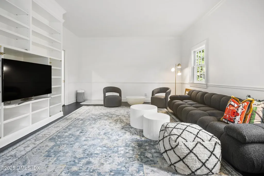 34 Edgewood Drive Greenwich CT 06831