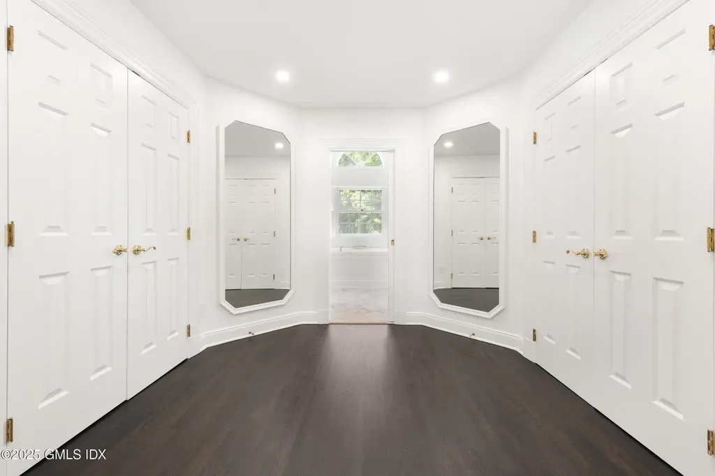 34 Edgewood Drive Greenwich CT 06831