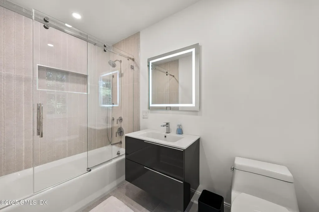 34 Edgewood Drive Greenwich CT 06831