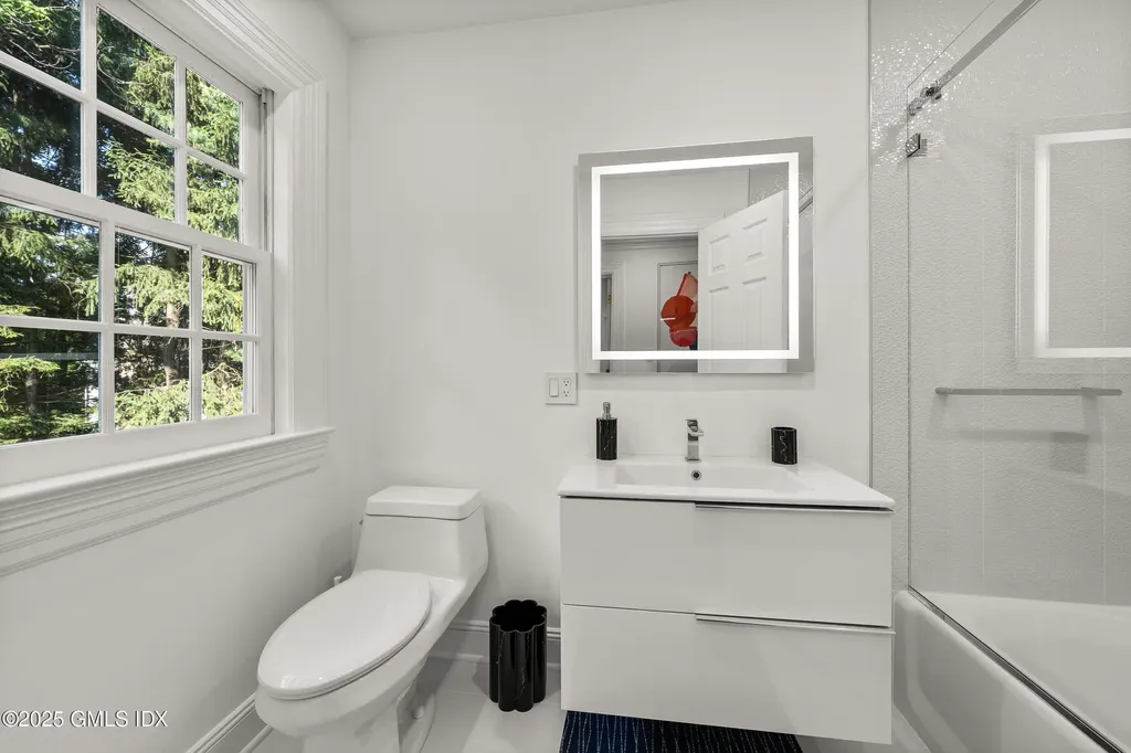 34 Edgewood Drive Greenwich CT 06831