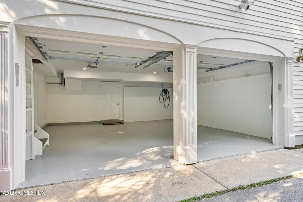 34 Edgewood Drive Greenwich CT 06831