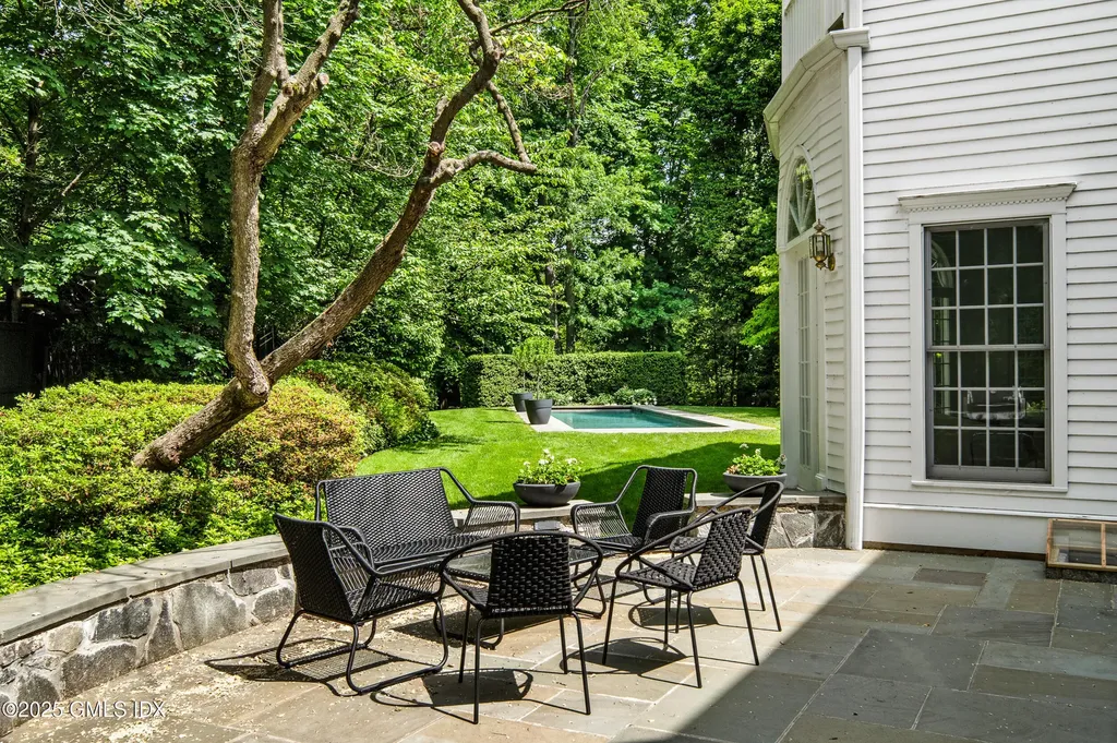 34 Edgewood Drive Greenwich CT 06831