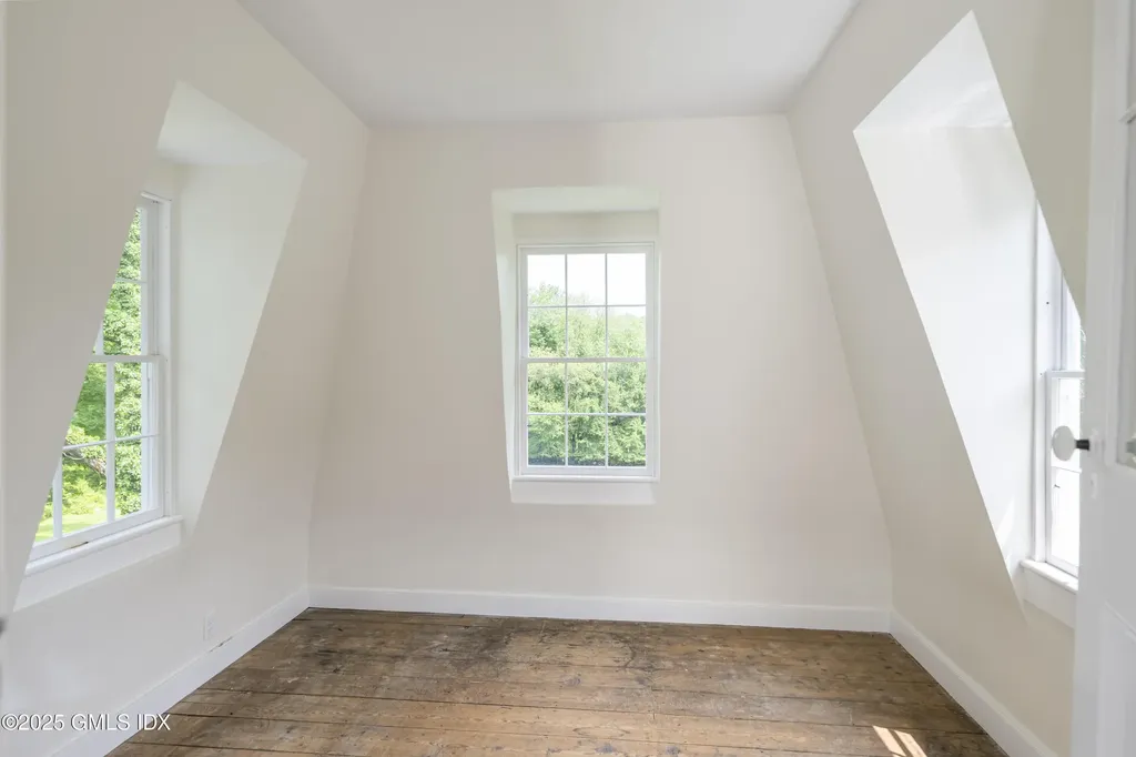 295 Taconic Road Greenwich CT 06831