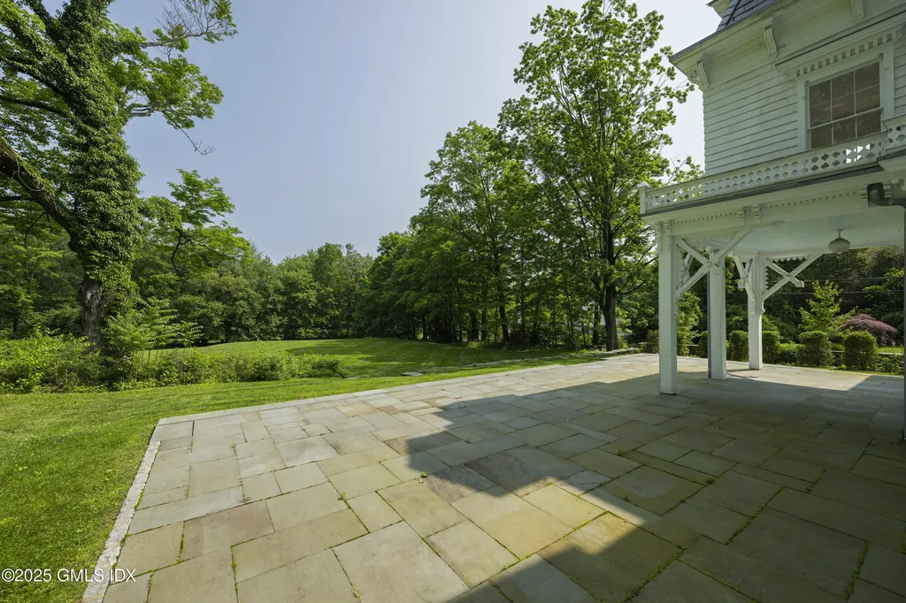 295 Taconic Road Greenwich CT 06831