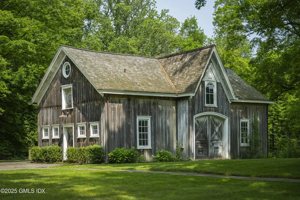 295 Taconic Road Greenwich CT 06831