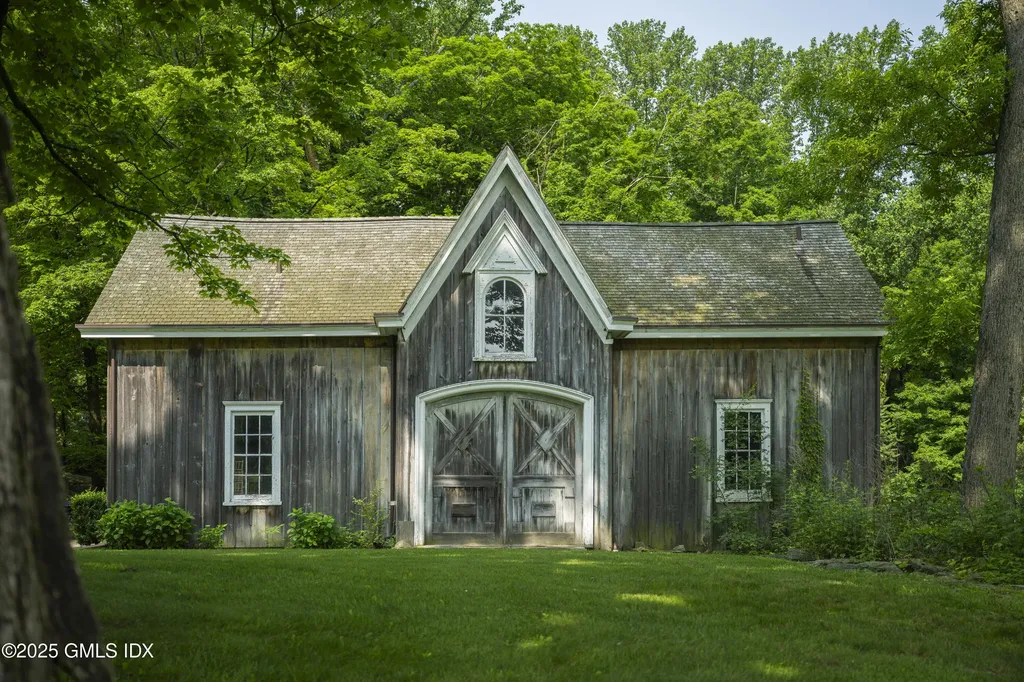 295 Taconic Road Greenwich CT 06831