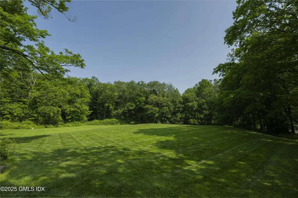295 Taconic Road Greenwich CT 06831