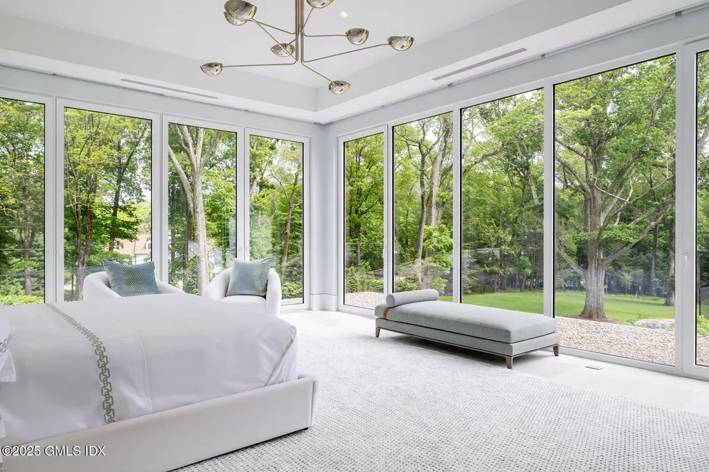 8 Fox Run Lane Greenwich CT 06831