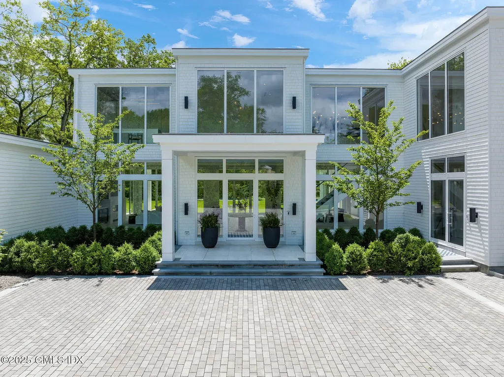 8 Fox Run Lane Greenwich CT 06831