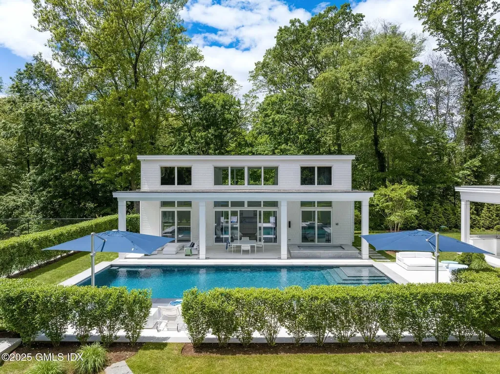 8 Fox Run Lane Greenwich CT 06831