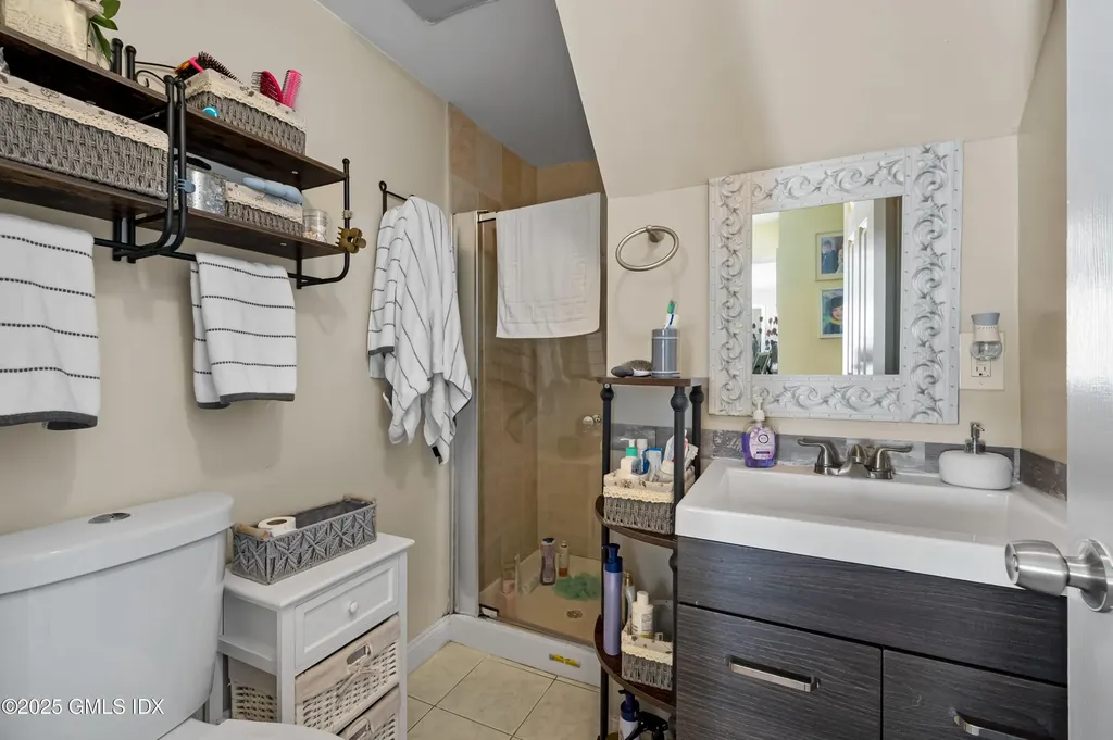 125 Bowman Drive Greenwich CT 06831