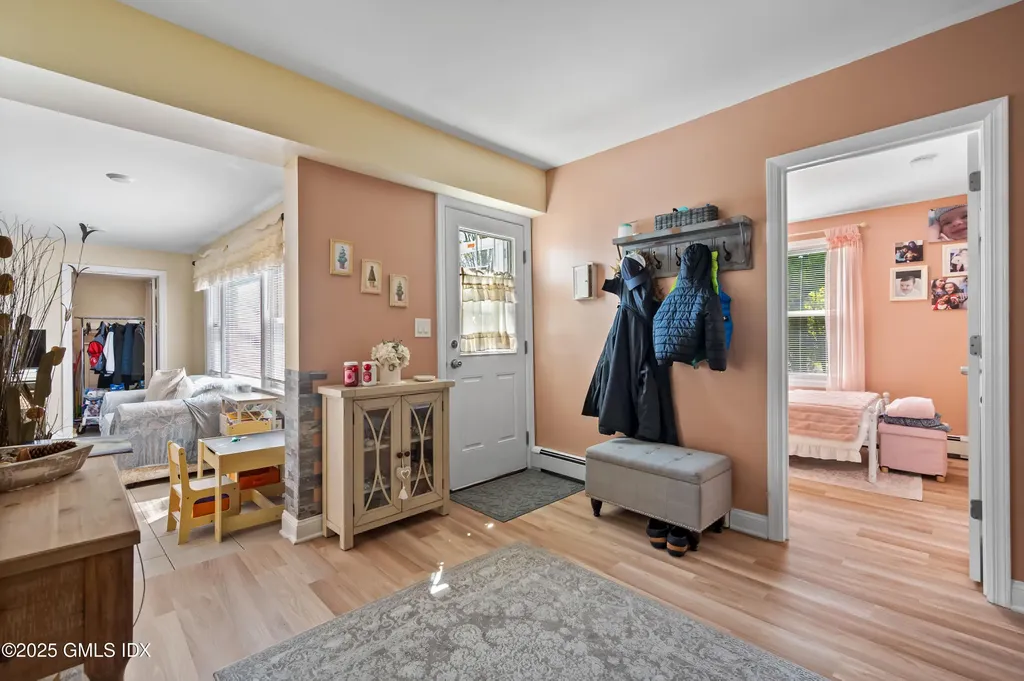 125 Bowman Drive Greenwich CT 06831