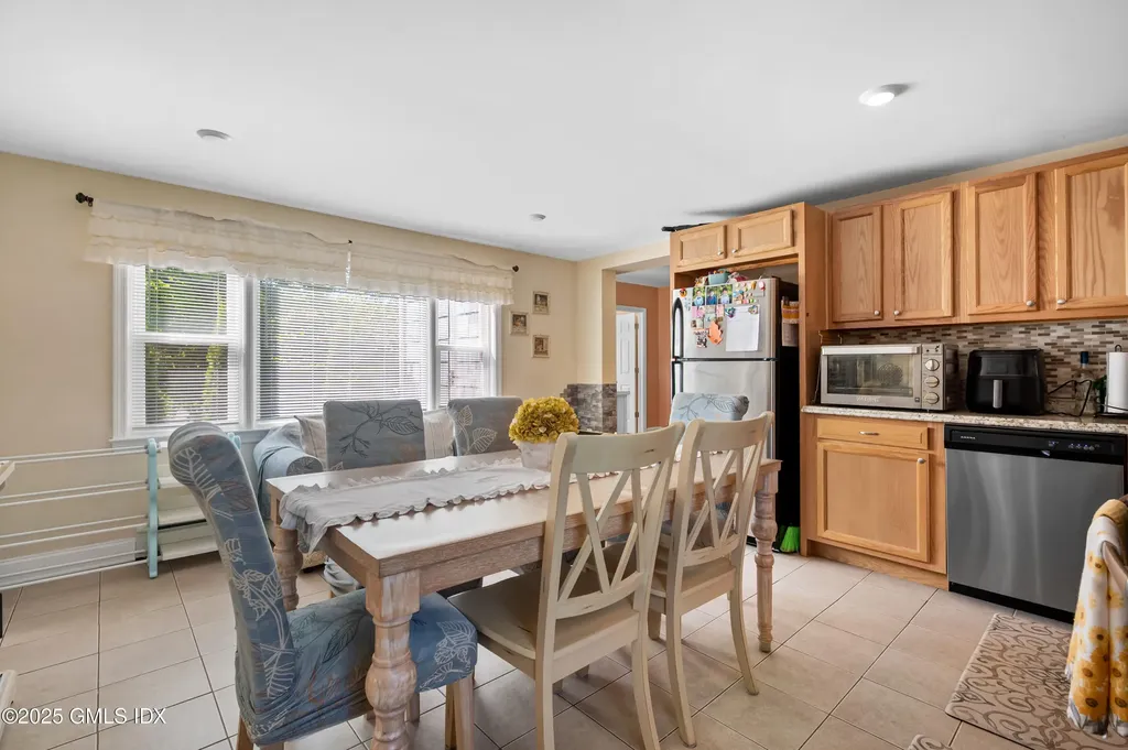 125 Bowman Drive Greenwich CT 06831