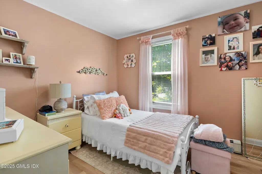 125 Bowman Drive Greenwich CT 06831