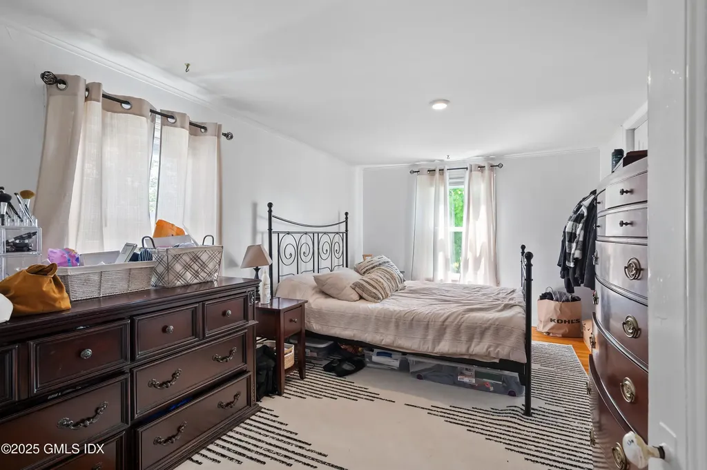 125 Bowman Drive Greenwich CT 06831