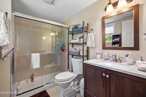 125 Bowman Drive Greenwich CT 06831