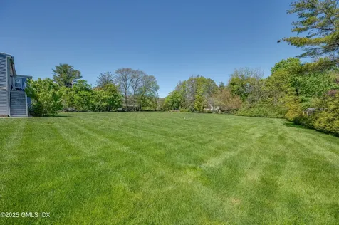 125 Bowman Drive Greenwich CT 06831