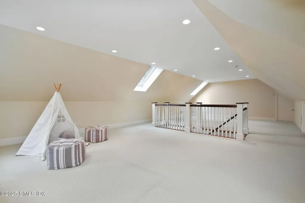 80 Sawmill Lane Greenwich CT 06830