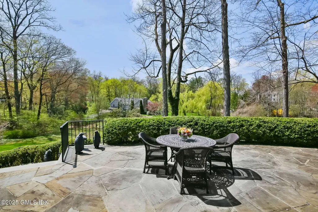 80 Sawmill Lane Greenwich CT 06830