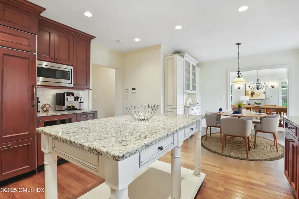 80 Sawmill Lane Greenwich CT 06830