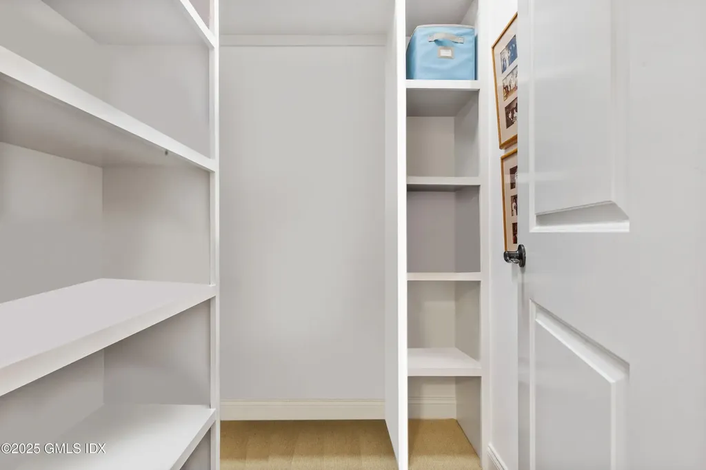 214 Seaside Avenue Stamford CT 06902