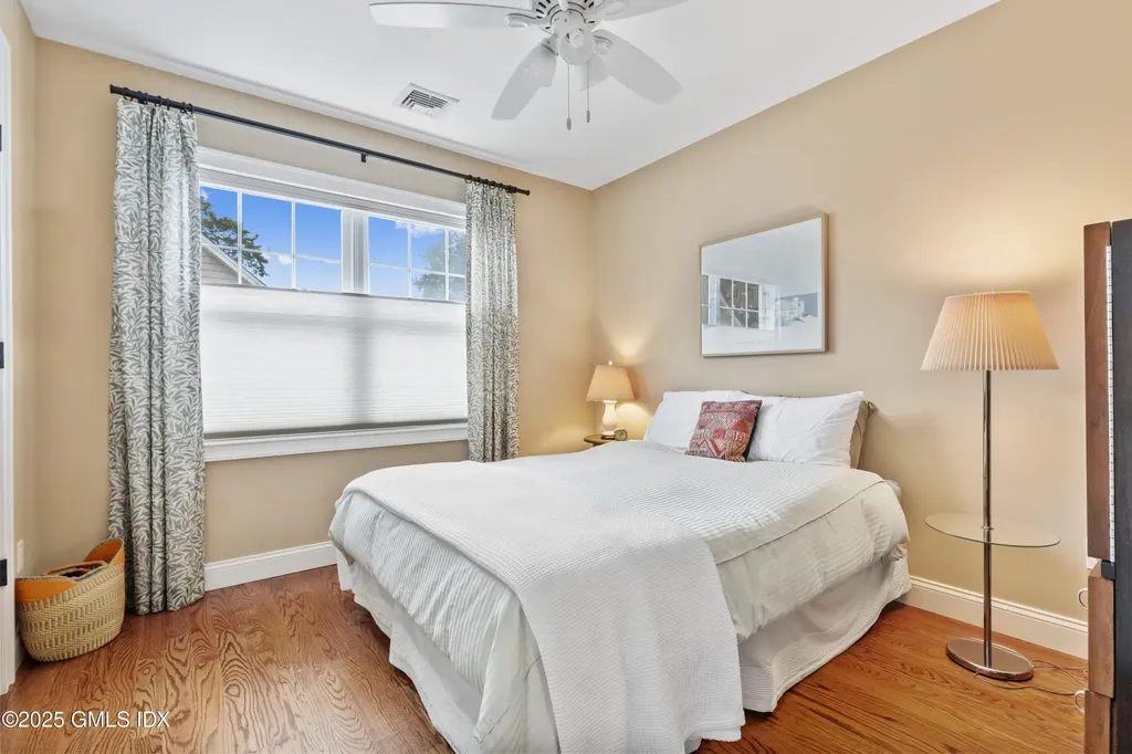 214 Seaside Avenue Stamford CT 06902