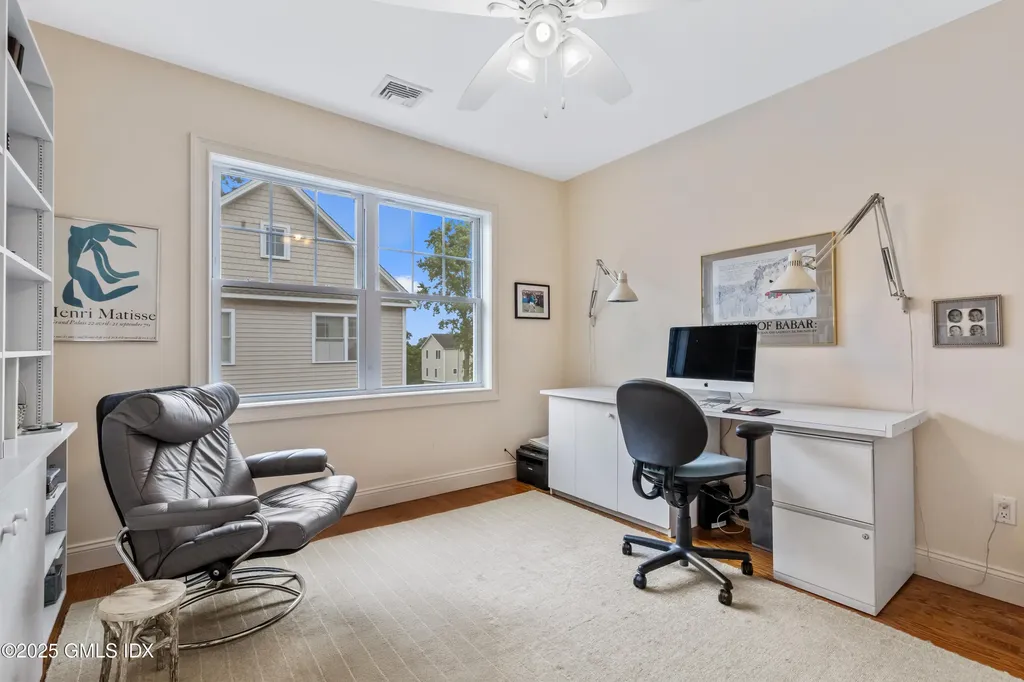 214 Seaside Avenue Stamford CT 06902