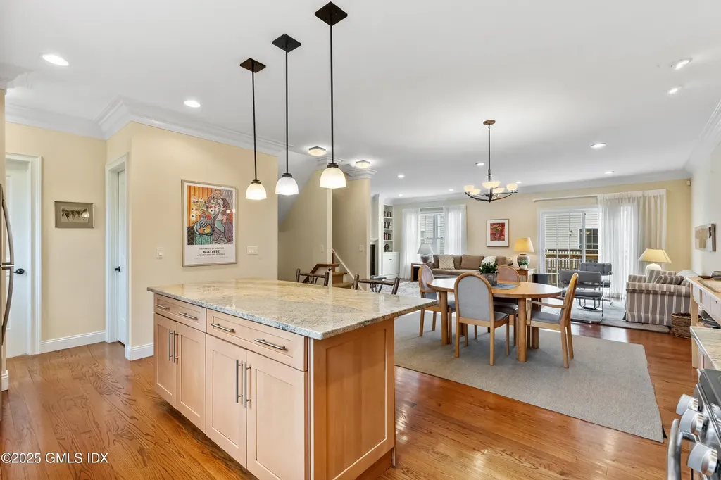 214 Seaside Avenue Stamford CT 06902