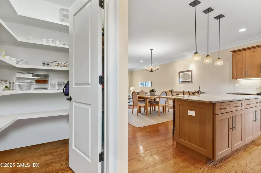 214 Seaside Avenue Stamford CT 06902