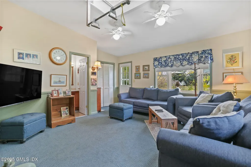 7 Highview Avenue Old Greenwich CT 06870