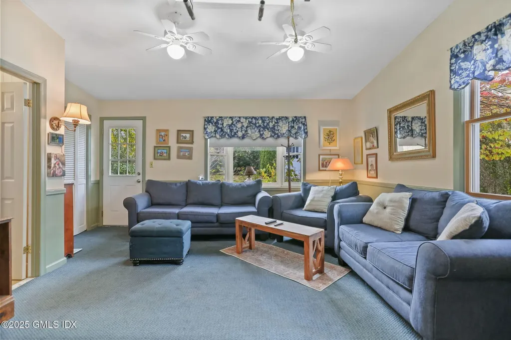 7 Highview Avenue Old Greenwich CT 06870