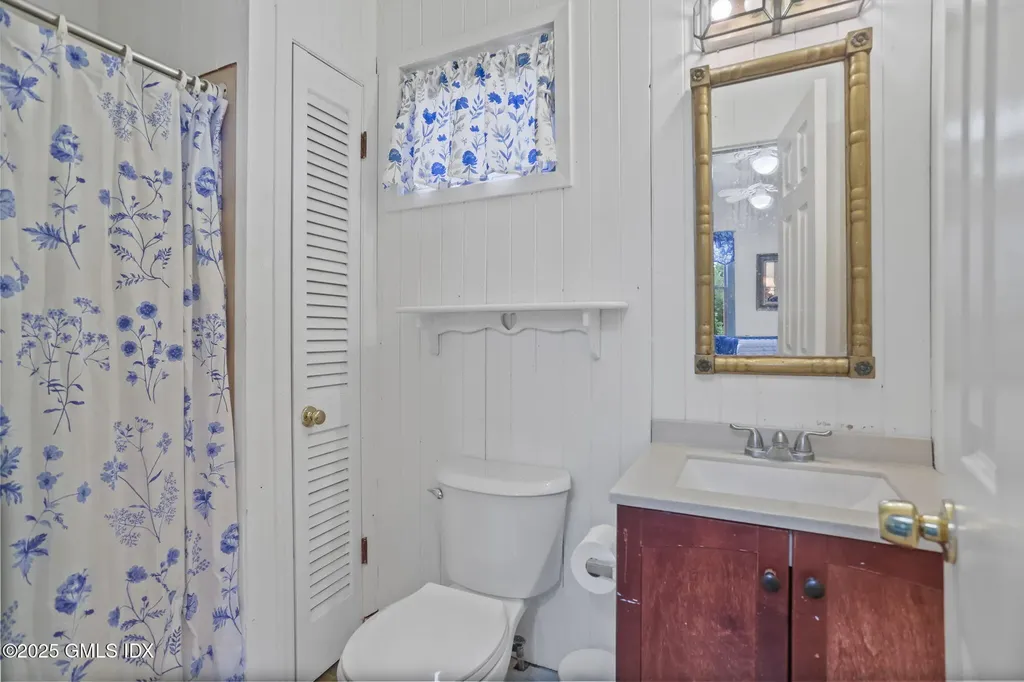 7 Highview Avenue Old Greenwich CT 06870