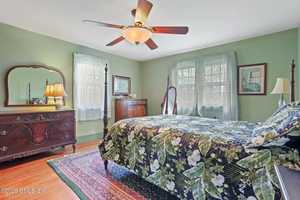 7 Highview Avenue Old Greenwich CT 06870