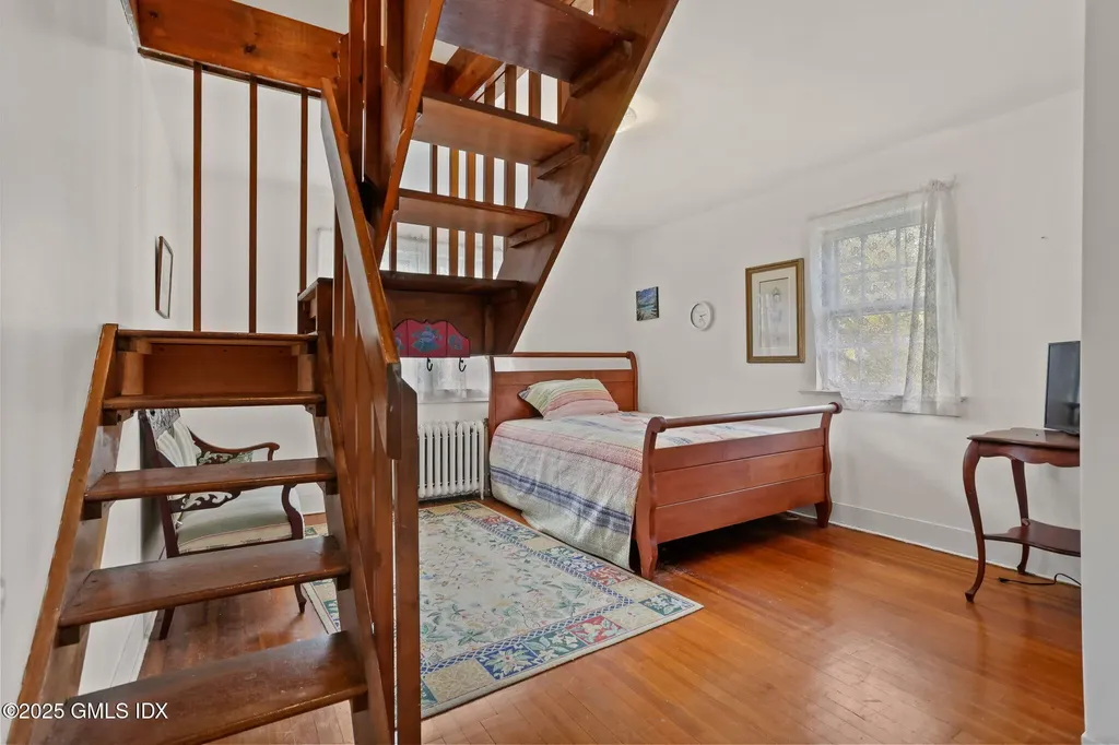 7 Highview Avenue Old Greenwich CT 06870