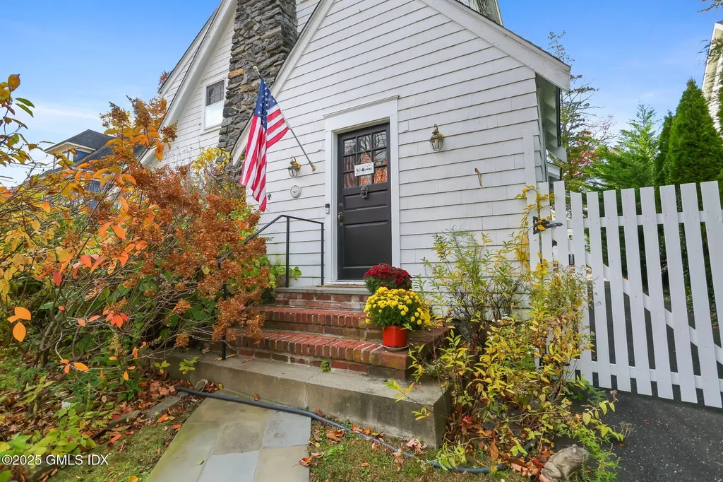 7 Highview Avenue Old Greenwich CT 06870