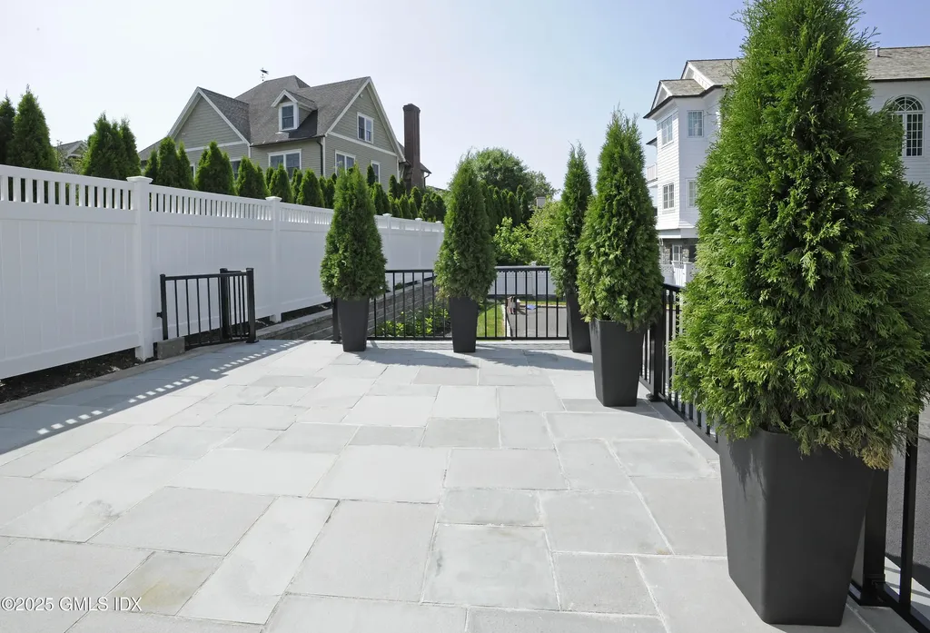 98 Lewis Street Greenwich CT 06830