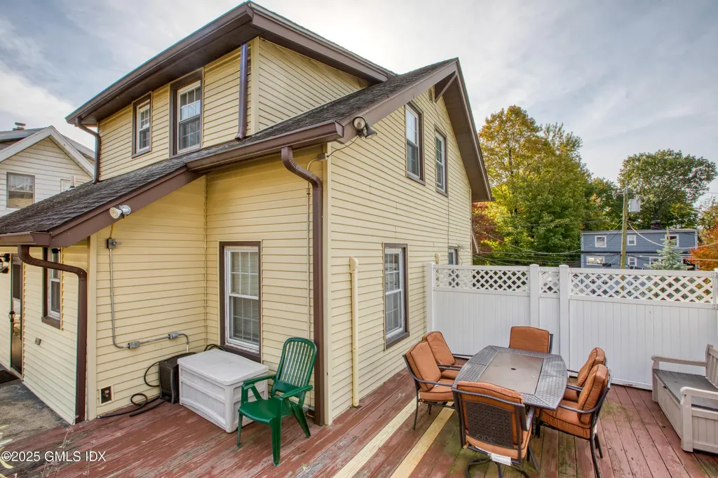 5 Hervey Street Greenwich CT 06830