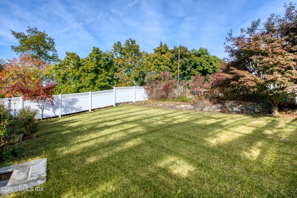 5 Hervey Street Greenwich CT 06830